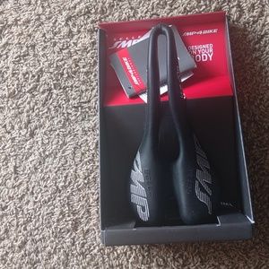 Lite 209 Bike Saddle - Black